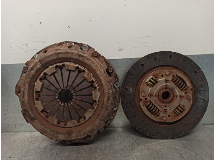 Recambio de kit embrague para renault laguna (b56) 1.8 cat referencia OEM IAM 7700106225  