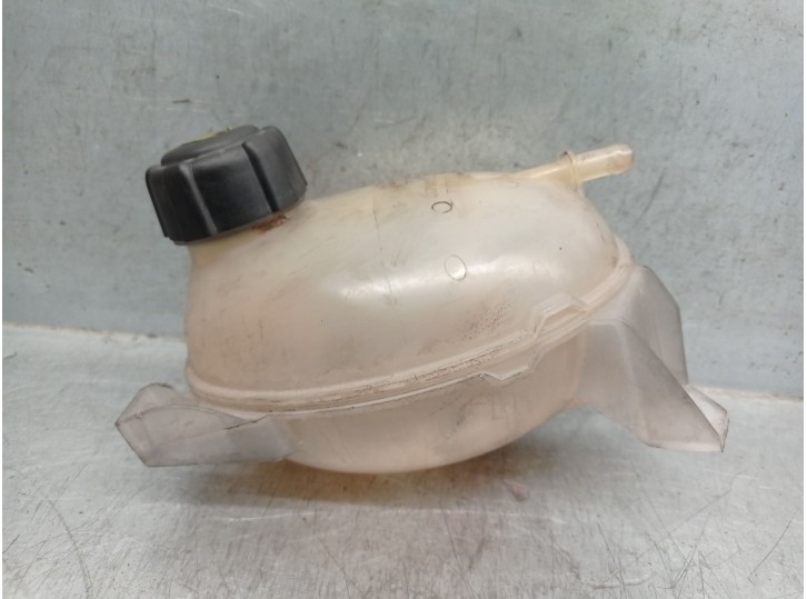 Recambio de deposito expansion para renault clio iv (bh_) 1.5 dci 75 referencia OEM IAM 217100680R  