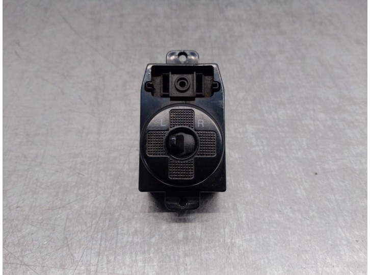 Recambio de mando retrovisor para kia carnival ii 2.9 crdi lx referencia OEM IAM 621W04210 