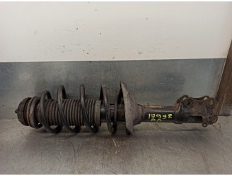 Replacement front right shock absorber for Volkswagen Polo sedan (6N1) 1.9 diesel OEM IAM reference 6N0413031K 