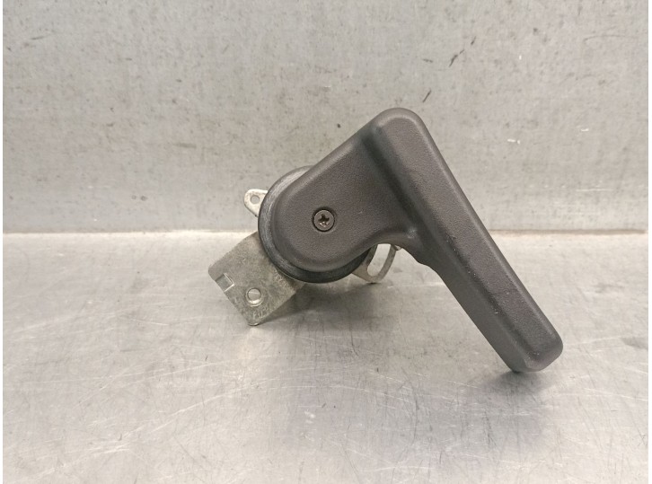 Recambio de maneta interior trasera izquierda para maxus 3.9t 17s 120 m-bus vespino 130e referencia OEM IAM TEC109705212 