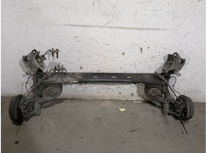 Recambio de puente trasero para renault clio iv (bh_) 1.5 dci 75 referencia OEM IAM 430001589R 430001589R 