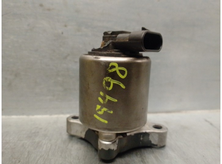Recambio de valvula egr para opel vectra b berlina 1.8 16v cat referencia OEM IAM 5851024 5851024 