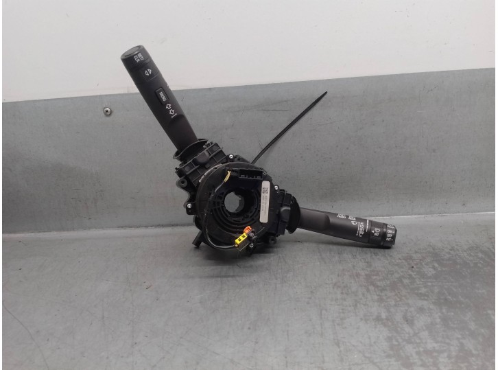 Recambio de mando luces para opel zafira tourer 2.0 cdti cat referencia OEM IAM 1241186 