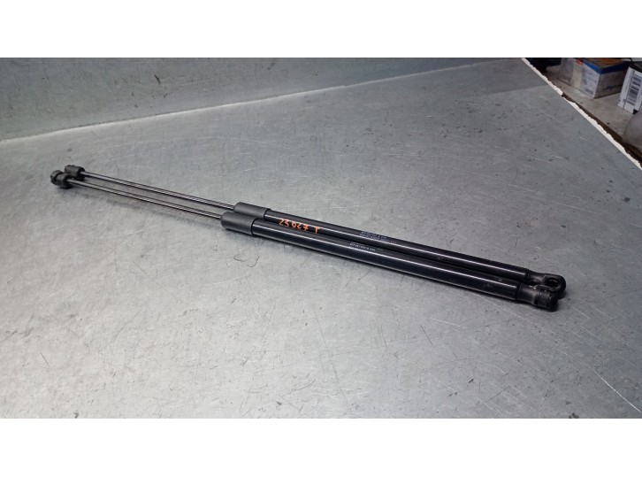 Recambio de amortiguadores maletero / porton para cupra formentor (km7, kmp) 1.5 tsi referencia OEM IAM 5FF827550B 5FF827550B 