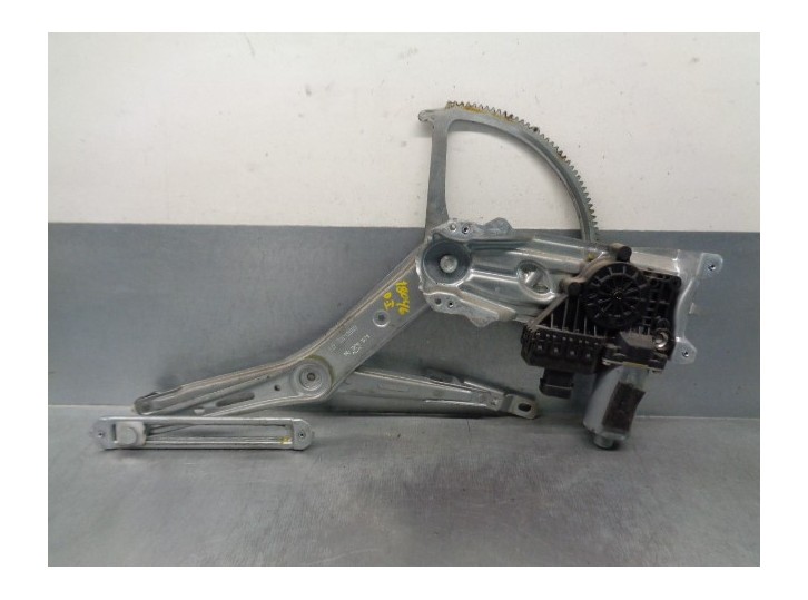 Recambio de elevalunas delantero izquierdo para opel zafira a elegance referencia OEM IAM 90579571 6 PINES 5 PUERTAS