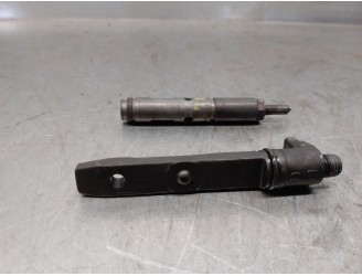 Recambio de inyector para opel zafira a elegance referencia OEM IAM 09202472 0432193525 BOSCH