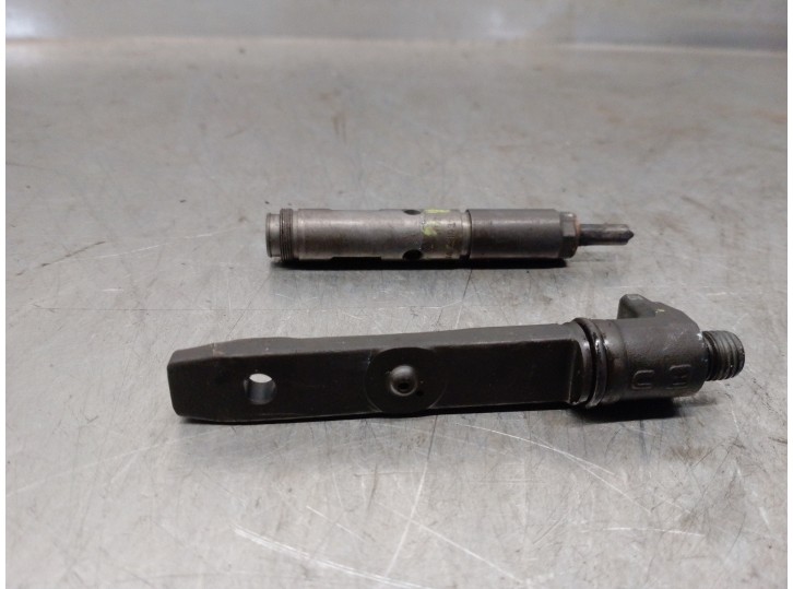 Recambio de inyector para opel zafira a elegance referencia OEM IAM 09202472 0432193525 BOSCH