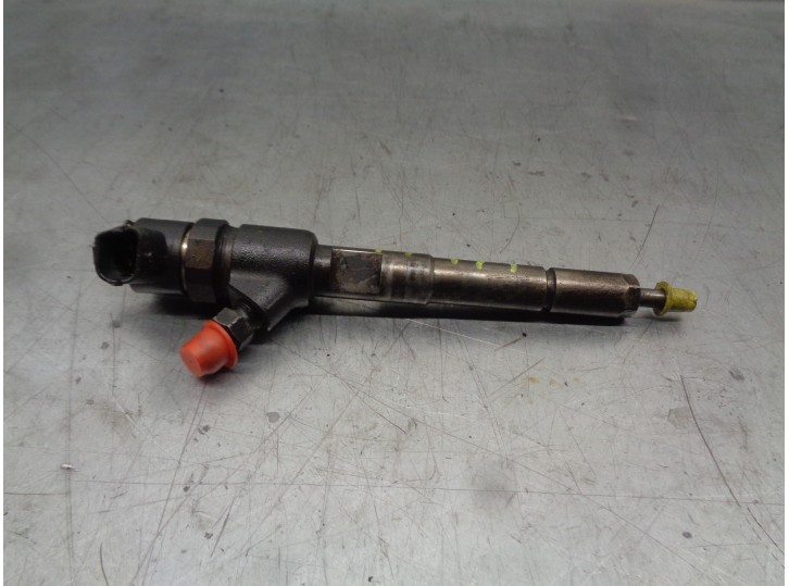 Recambio de inyector para fiat fiorino 1.3 16v jtd cat referencia OEM IAM 0986435204 0986435204 BOSCH