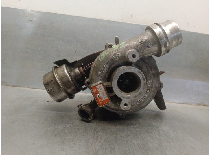 Recambio de turbocompresor para renault fluence 1.5 dci diesel fap referencia OEM IAM 54399710127 7010720100332 MBORGWARMER