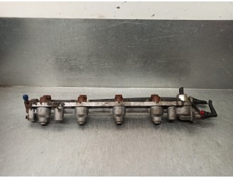 Recambio de rampa inyectora para ford fiesta berlina 1.25 16v cat referencia OEM IAM 97MF9H487BA  