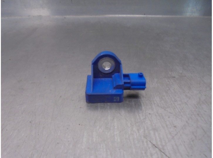 Recambio de sensor impacto para fiat fiorino 1.3 16v jtd cat referencia OEM IAM 1365291080  
