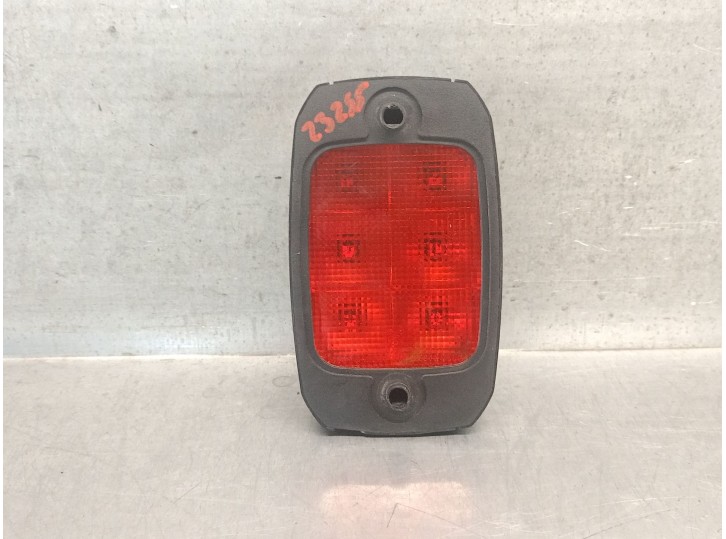 Recambio de piloto trasero central para maxus 3.9t 17s 120 m-bus vespino 130e referencia OEM IAM 0310200644 