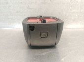 Recambio de piloto trasero central para maxus 3.9t 17s 120 m-bus vespino 130e referencia OEM IAM 0310200644 