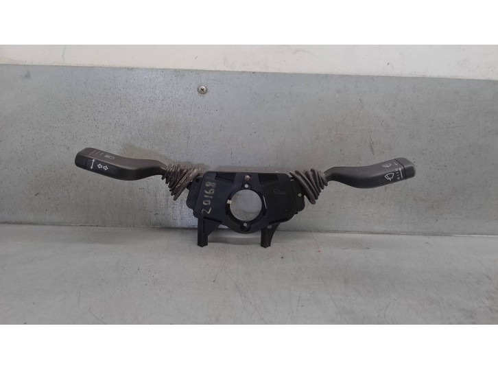Recambio de mando luces para opel astra f berlina 1.6 cat referencia OEM IAM 1241135 