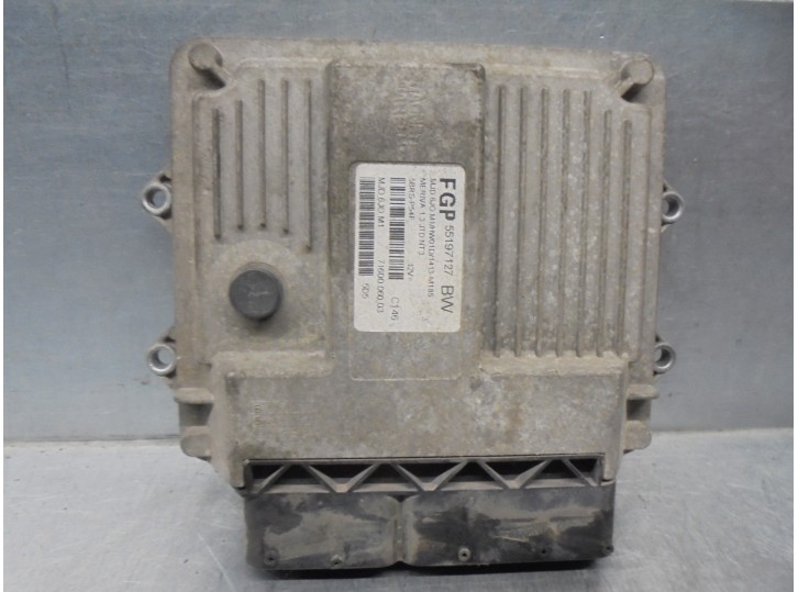 Recambio de centralita motor uce para opel meriva a 1.3 16v cdti cat (z 13 dt / ln9) referencia OEM IAM 55197127 7160006003 