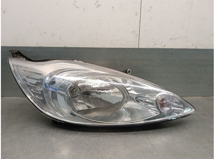 Recambio de faro derecho para ford ka (ccu) 1.3 tdci cat referencia OEM IAM 9S5113005BA 1566724 