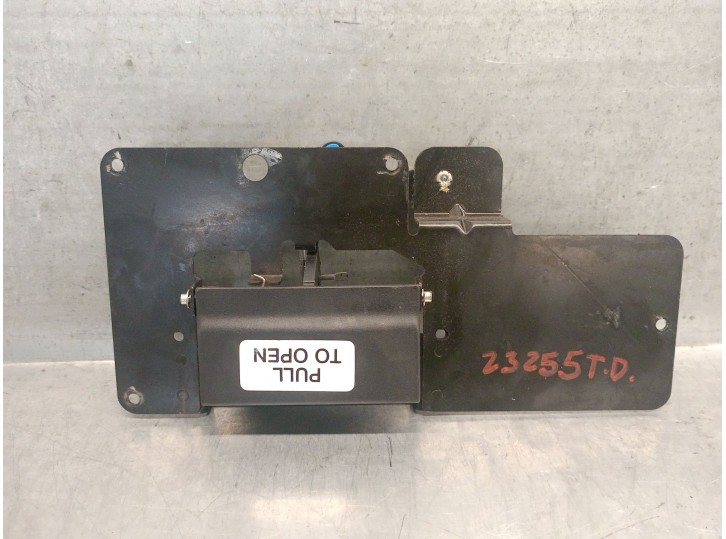 Recambio de maneta interior trasera derecha para maxus 3.9t 17s 120 m-bus vespino 130e referencia OEM IAM TEC109705212 