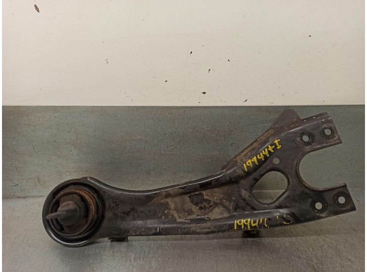 Recambio de brazo suspension superior trasero izquierdo para kia magentis 2.0 crdi referencia OEM IAM 552702G000 