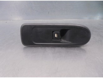 Recambio de mando elevalunas delantero derecho para peugeot 308 1.6 16v referencia OEM IAM 96565184XT  