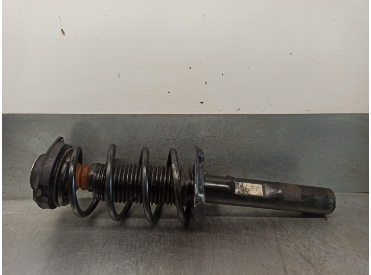 Recambio de amortiguador delantero derecho para audi q3 (8ug) 2.0 16v tdi referencia OEM IAM 6N0413031AS 