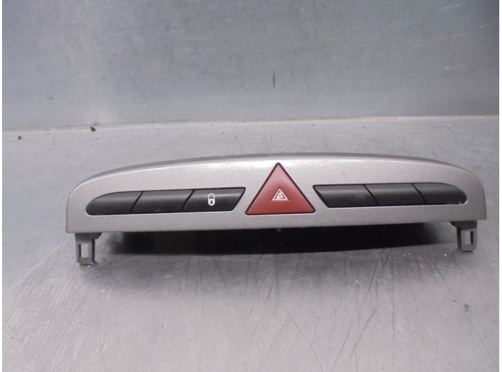 Recambio de warning para peugeot 308 1.6 16v referencia OEM IAM 9659417177  