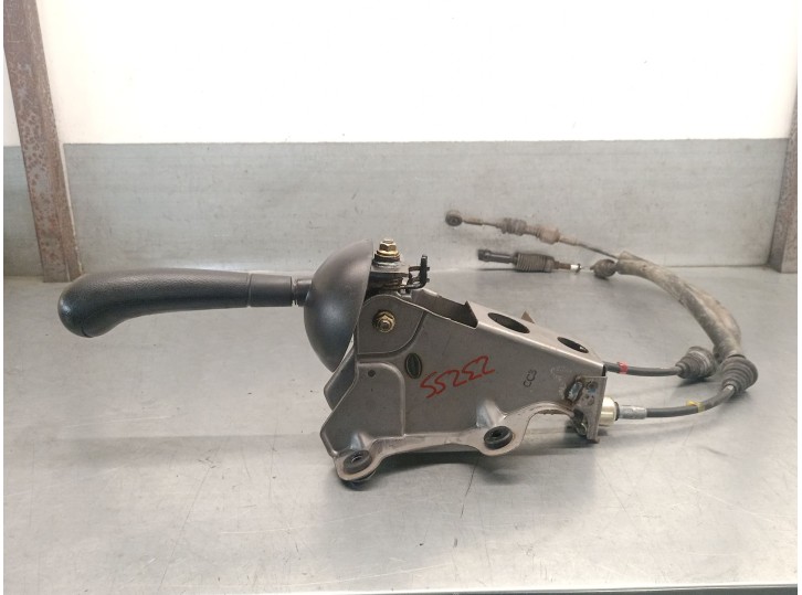 Recambio de palanca cambio para maxus 3.9t 17s 120 m-bus vespino 130e referencia OEM IAM TEC109705212  