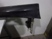 Recambio de faldon lateral para bmw serie 1 lim. (f20) 2.0 turbodiesel referencia OEM IAM 51778056818 NEGRA LADO DERECHO