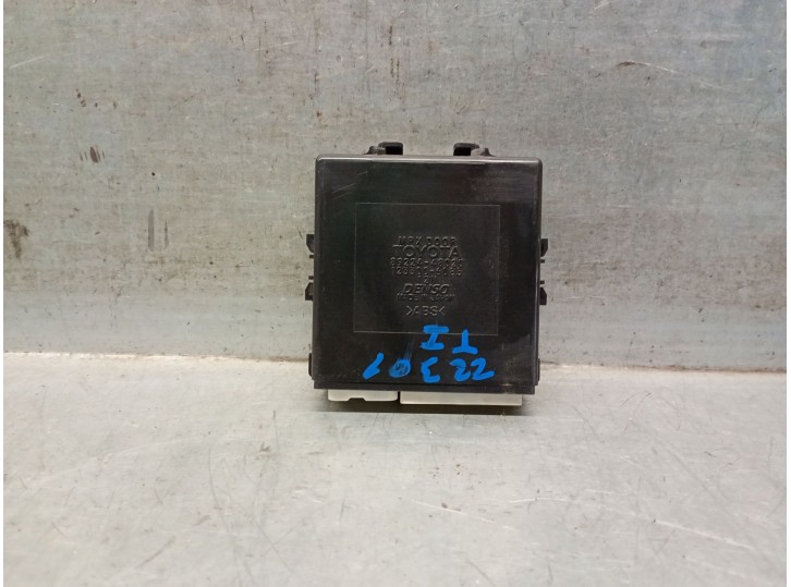 Recambio de modulo electronico para lexus rx (mcu15) 300 awd (mcu15) referencia OEM IAM 8922448020 8922448020 