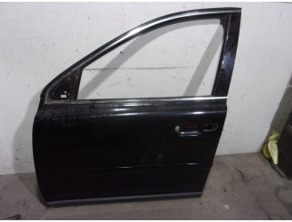 Replacement front left door for Volvo XC90 2.4 Diesel CAT OEM IAM reference 31385356 BLACK 5 DOORS
