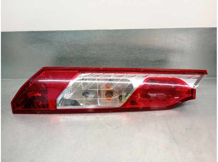 Recambio de piloto trasero izquierdo para ford transit connect 1.6 tdci cat referencia OEM IAM DT1113405AC 1908969 