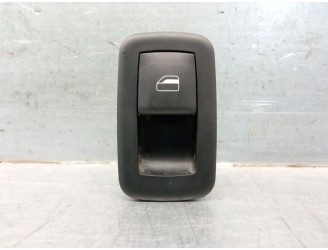 Recambio de mando elevalunas trasero derecho para lancia voyager monospace (404_) 2.8 crd (rt, 53) referencia OEM IAM 68110869AA