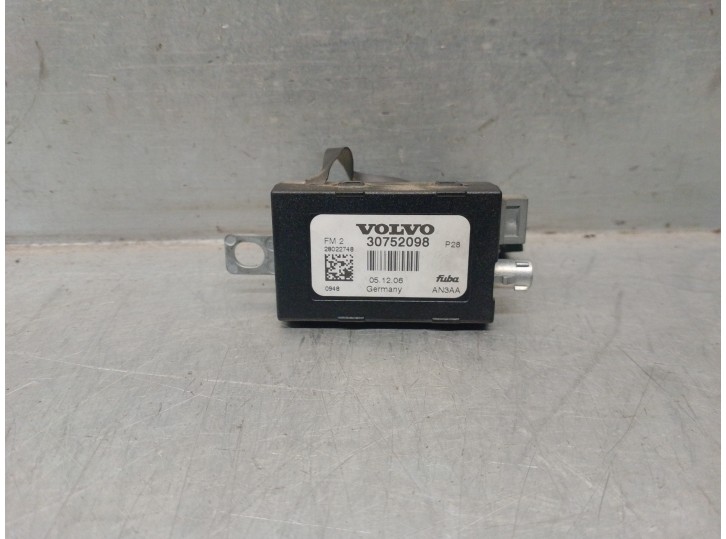 Replacement electronic module for Volvo XC90 2.4 Diesel CAT OEM IAM reference 30752098 28022748 