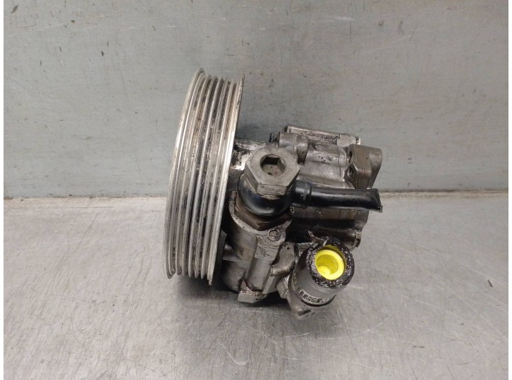 Recambio de bomba servodireccion para audi a6 berlina (4f2) 3.0 v6 24v tdi referencia OEM IAM 4F0145155A  ZF