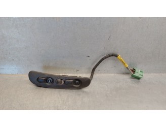 Recambio de mando elevalunas delantero izquierdo para opel vectra b berlina 2.0 dti referencia OEM IAM 03155302 24435017 