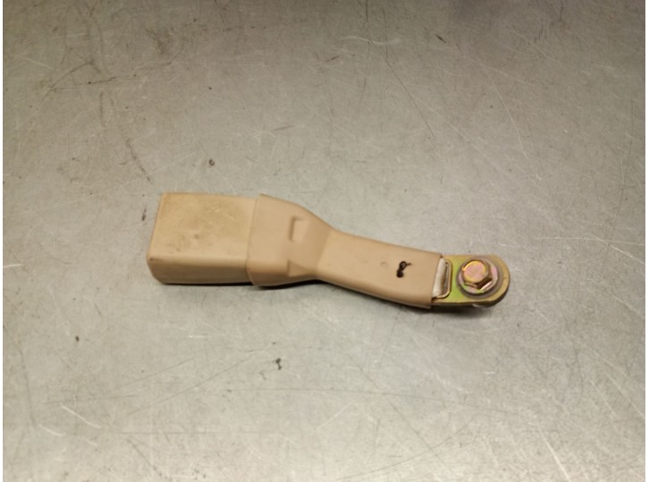 Recambio de enganche cinturon para lexus rx (mcu15) 300 awd (mcu15) referencia OEM IAM 7338048010A0 7338048010A0 