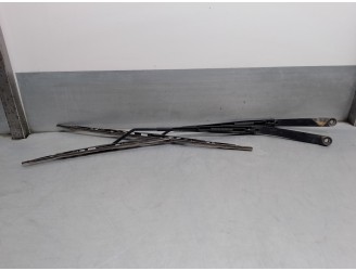 Recambio de brazo limpia delantero derecho para nissan altima referencia OEM IAM 89813594 89813595 