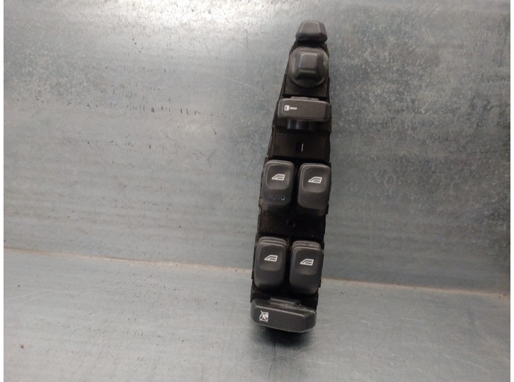 Recambio de mando elevalunas delantero izquierdo para volvo s40 berlina 1.6 cat referencia OEM IAM 30638533 30638533 4 PUERTAS