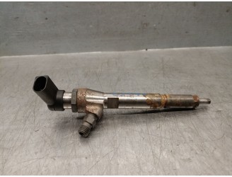 Recambio de inyector para renault megane ii berlina 5p 1.5 dci diesel referencia OEM IAM 166009445R CONTINENTAL