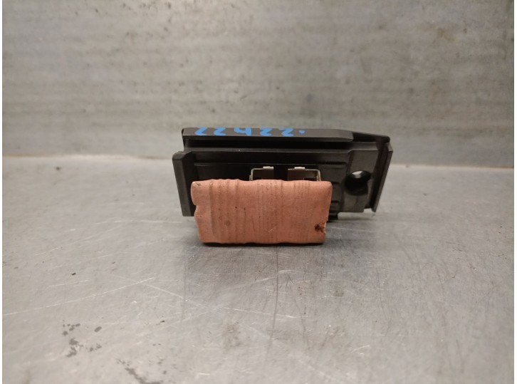 Recambio de resistencia calefaccion para ford fiesta iv (ja_, jb_) 1.25 i 16v referencia OEM IAM 96FW18B647BA  