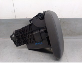 Recambio de apoyabrazos central para suzuki vitara (ly) 1.4 hybrid (mild hybrid) referencia OEM IAM 2380568 7585074S005PK 