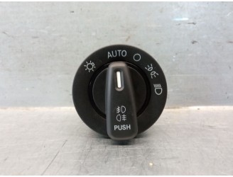 Recambio de mandos salpicadero para lancia voyager monospace (404_) 2.8 crd (rt, 53) referencia OEM IAM 68041761AC 10013940 