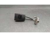 Recambio de enganche cinturon para skoda superb (3u4) 1.9 tdi referencia OEM IAM 3B0857740D TRASER DERECHO 4 PUERTAS