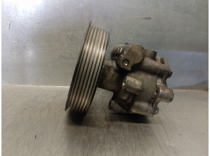 Recambio de bomba servodireccion para seat leon (1m1) 1.9 tdi referencia OEM IAM 1J0422154A 1J0422154A KYB