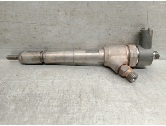Recambio de inyector para opel corsa c 1.3 16v cdti cat (z 13 dt / ln9) referencia OEM IAM 0445110083 BOSCH