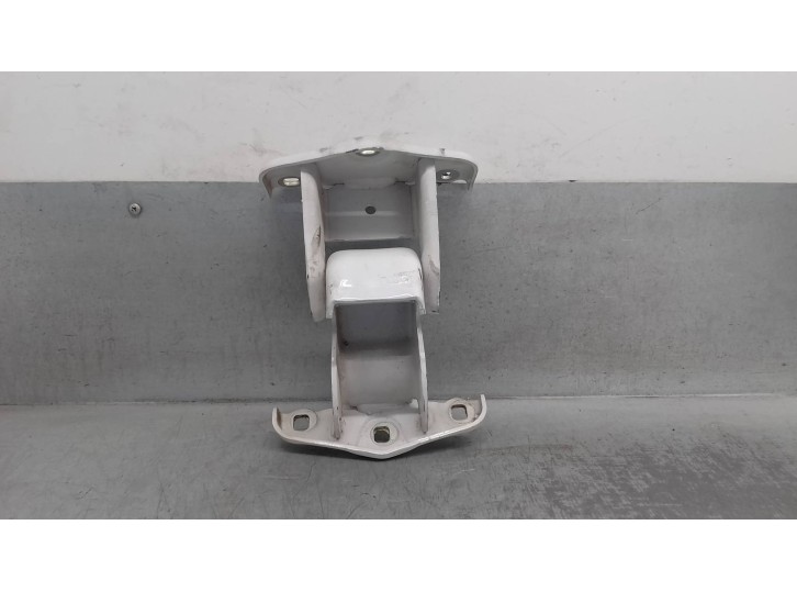 Recambio de bisagra porton para opel vivaro furgón/combi (07.2006 =>) 2.0 16v cdti referencia OEM IAM 527428A SUPERIOR DERECHA 