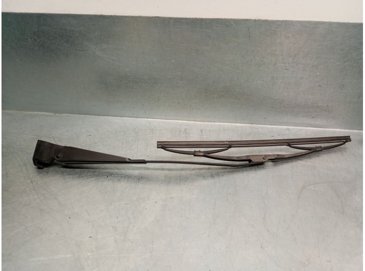 Replacement rear wiper arm for Ford Transit Connect 1.6 tdci cat OEM IAM reference DT1117C403CB 1863101 