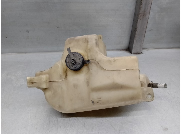 Recambio de deposito expansion para nissan altima referencia OEM IAM 217105Z000 217108J000 