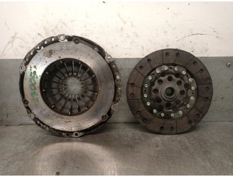 Recambio de kit embrague para opel meriva a 1.7 16v referencia OEM IAM 5666013 5666013 