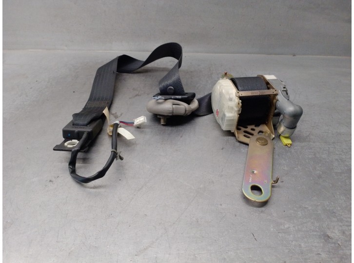 Recambio de cinturon seguridad delantero derecho para nissan altima referencia OEM IAM 86884ZB281 CON PRETENSOR 4 PUERTAS